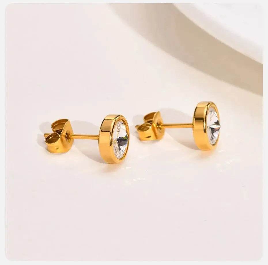 Juri Stud Earrings - Luxe Box Store