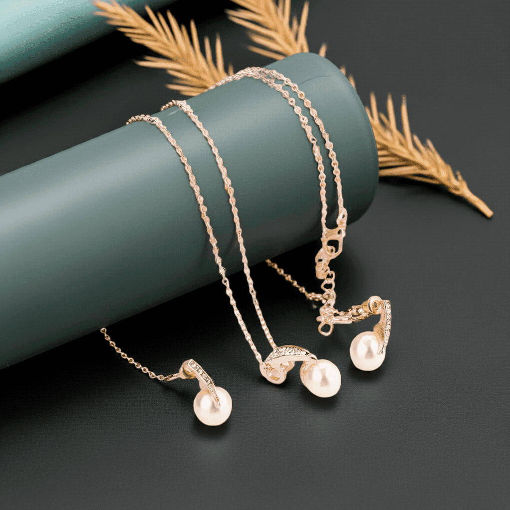 2-piece faux pearl necklace set - Luxe Box Store