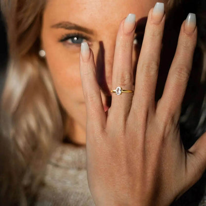Exquisite Sparkling Ring - Luxe Box Store