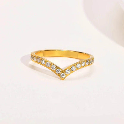 Delicate Chevron Ring - Luxe Box Store